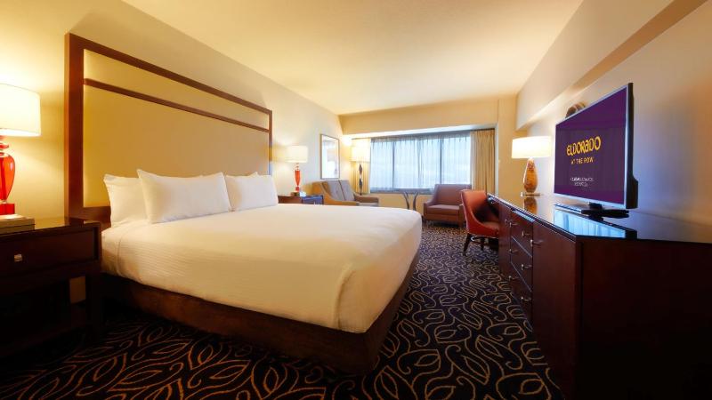 PREMIUM ROOM 1 KING - NON-SMOKING image 1