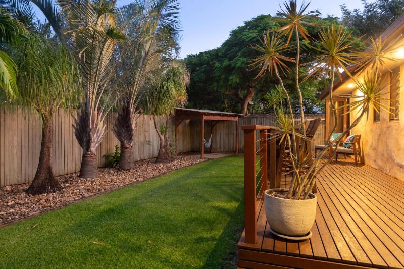 Tallow Beach Retreat - welcoming pet-friendly unit - image 13
