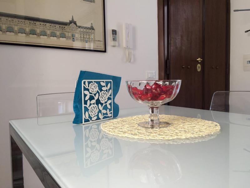 One-Bedroom Apartment image 3