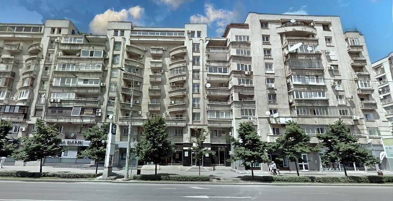 Ideal Home - Spacious & Modern Accommodation near Unirii Square - image 8