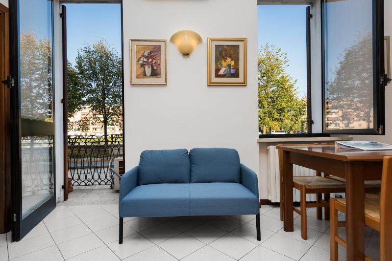 Flats4rent Regaste - image 13