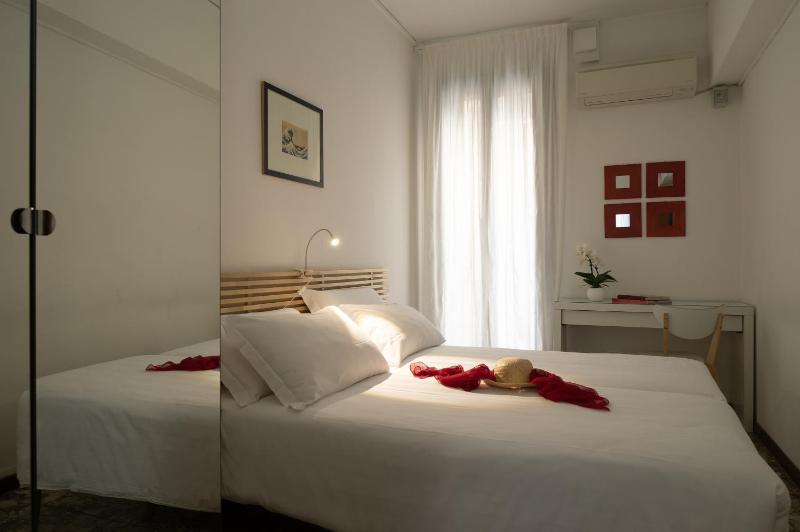 Apartment - Ground Floor image 3