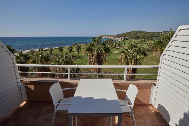 Apartment with Sea View image 4