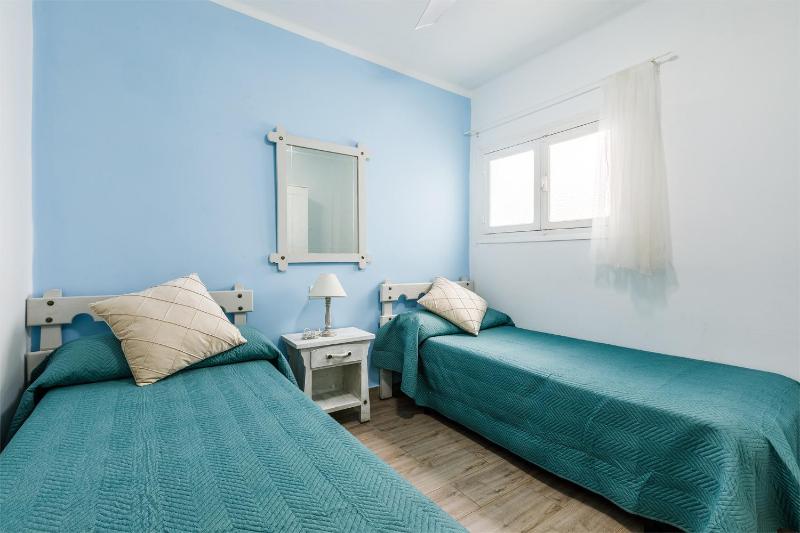 A&N A&N Downtown Beach Walk Family Apartment - image 10