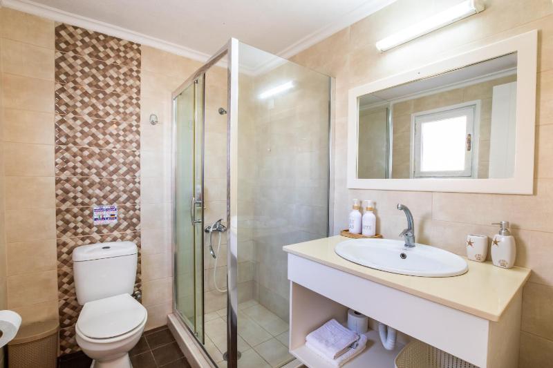 Apartment with Sea View image 4