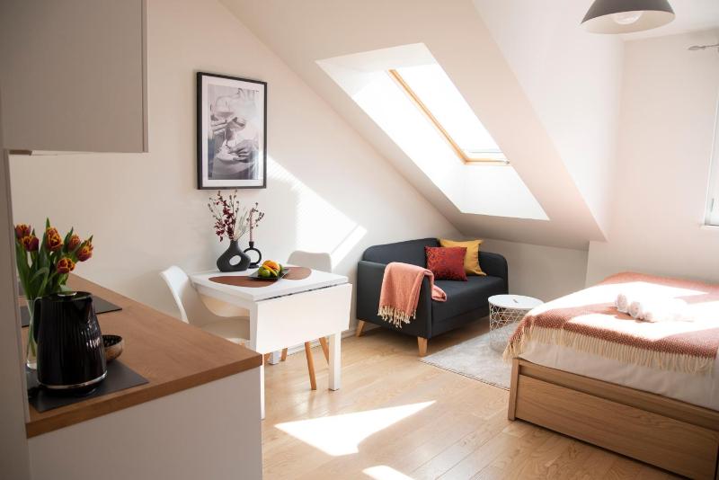 Dream Stay - Mere Residence Apartments with 24H reception - image 4