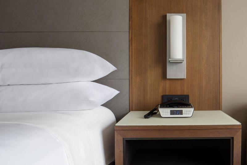Guest Room with Two Double Beds - Hypoallergenic image 4
