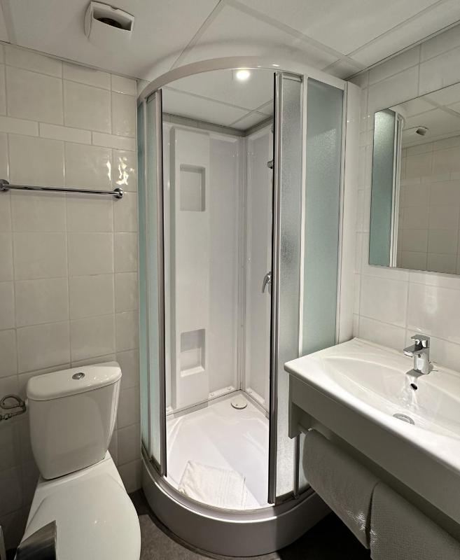 Standard Double Room image 1