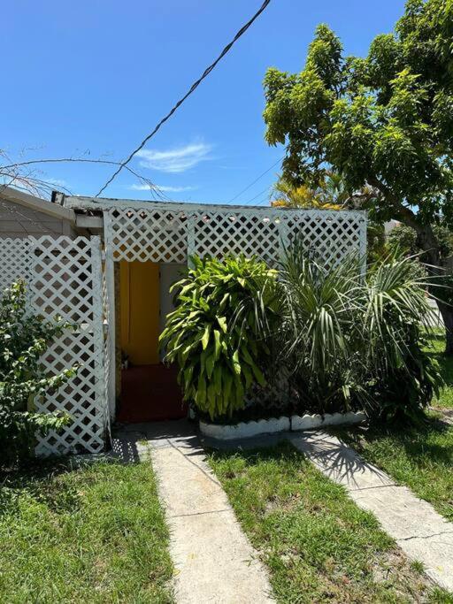 Stylish Studio Brickell/Little Havana@ItalianPlaza - image 2