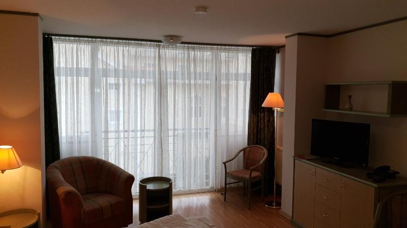 Double room without balcony / courtyard view  image 3