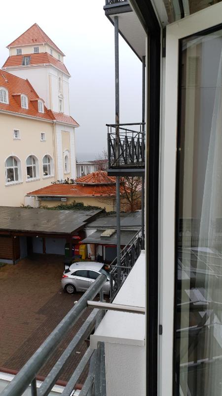 Double room without balcony / courtyard view  image 2