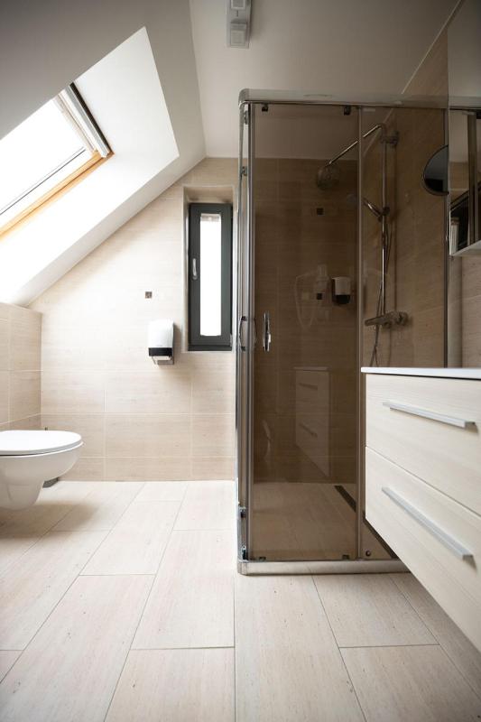 Deluxe Triple Room image 2