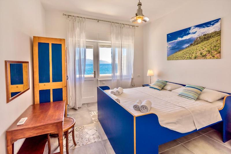 Four-Bedroom House image 3