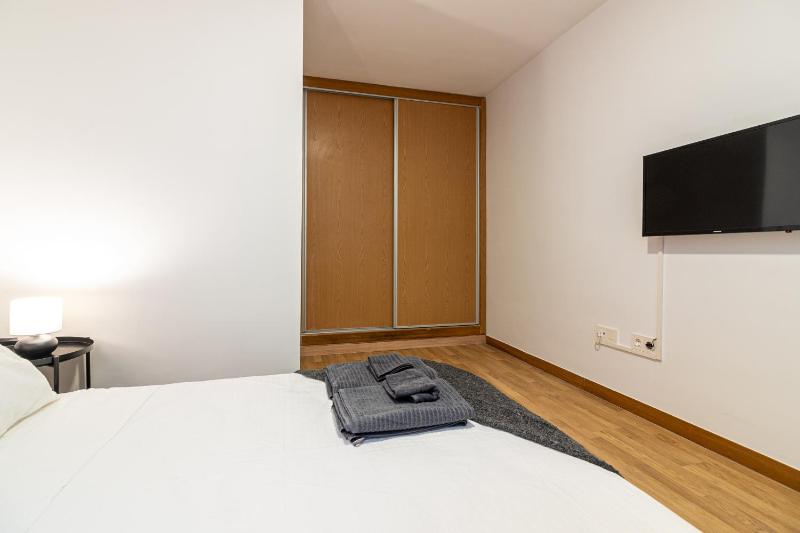 Segismundo FreshApartments - image 6