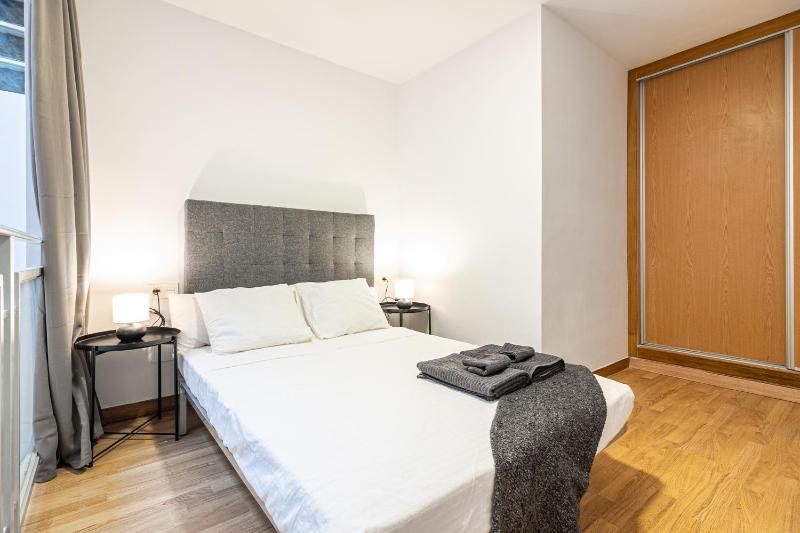 Segismundo FreshApartments - image 4