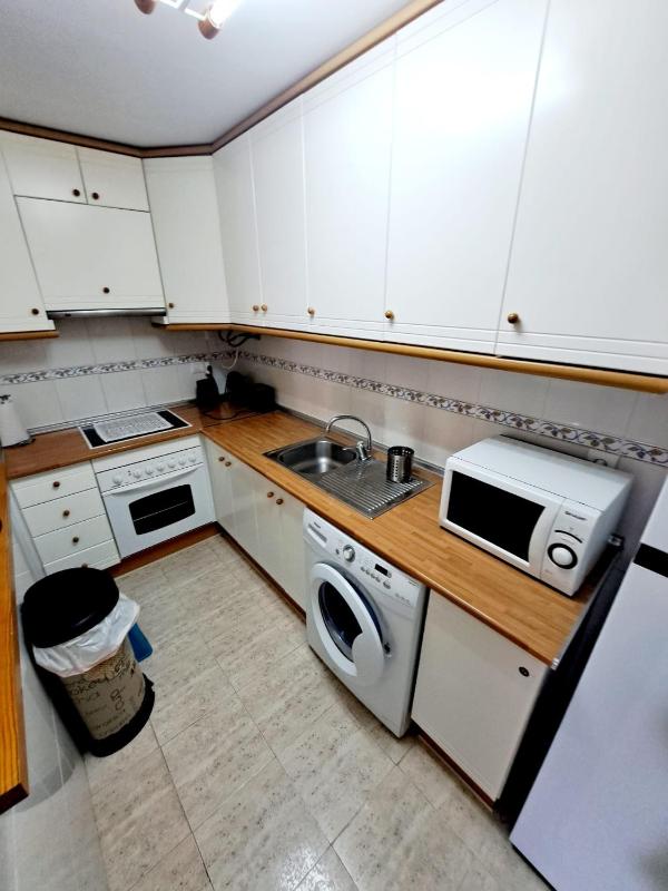 Via Mar Apartments - image 12