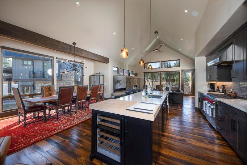 Newly built Luxury Home 5-Star Finishes SHUTTLE to slopes backs to Breckenridge Nordic Center! - image 28