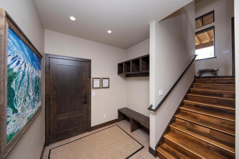 Newly built Luxury Home 5-Star Finishes SHUTTLE to slopes backs to Breckenridge Nordic Center! - image 27