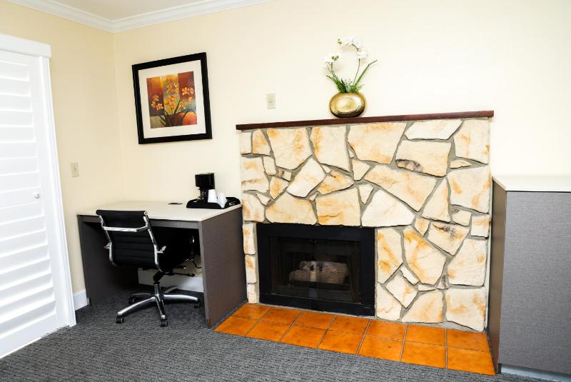King Room with Fireplace image 4