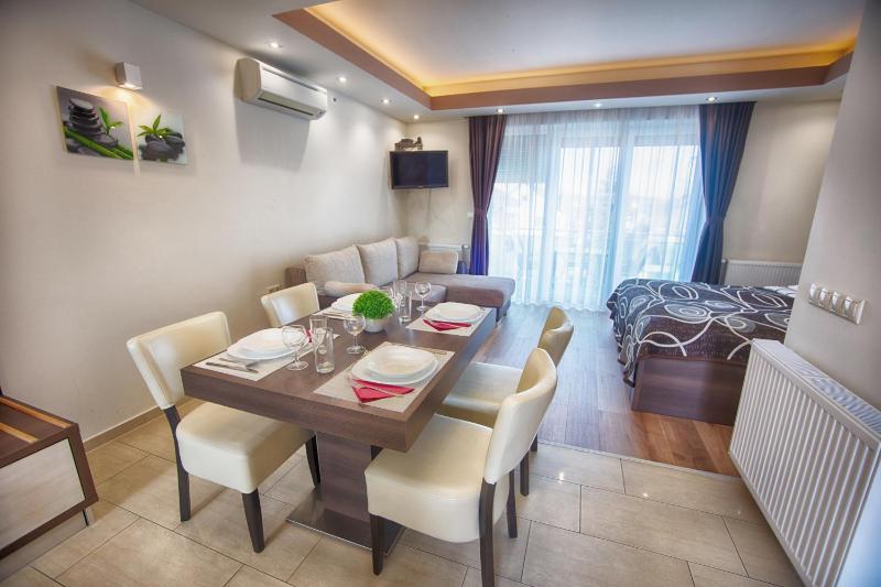 Apartment with Terrace image 1