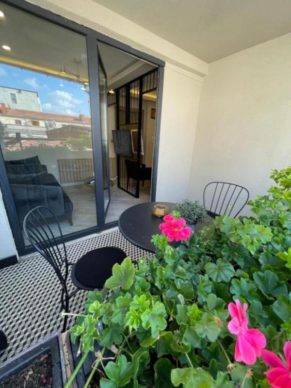 Executive Suite image 4