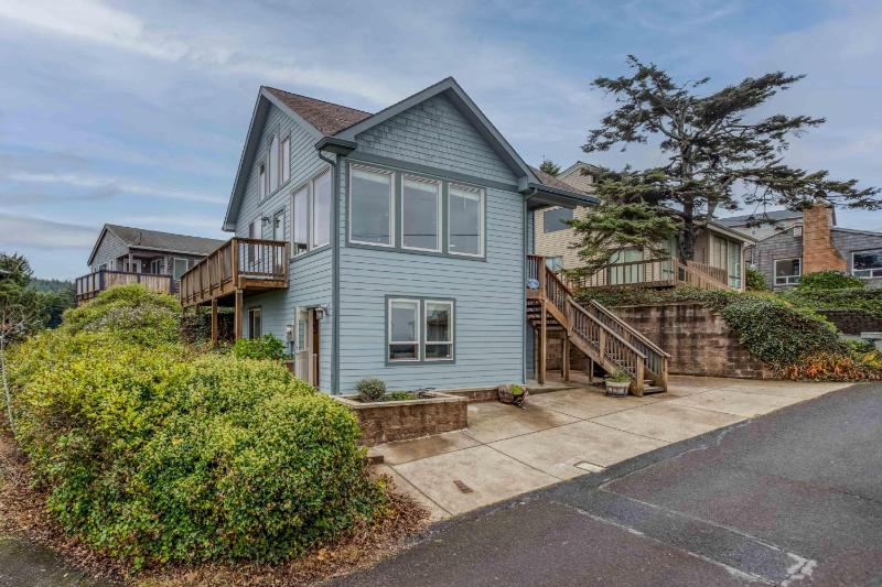 Lincoln City Beach House - image 41