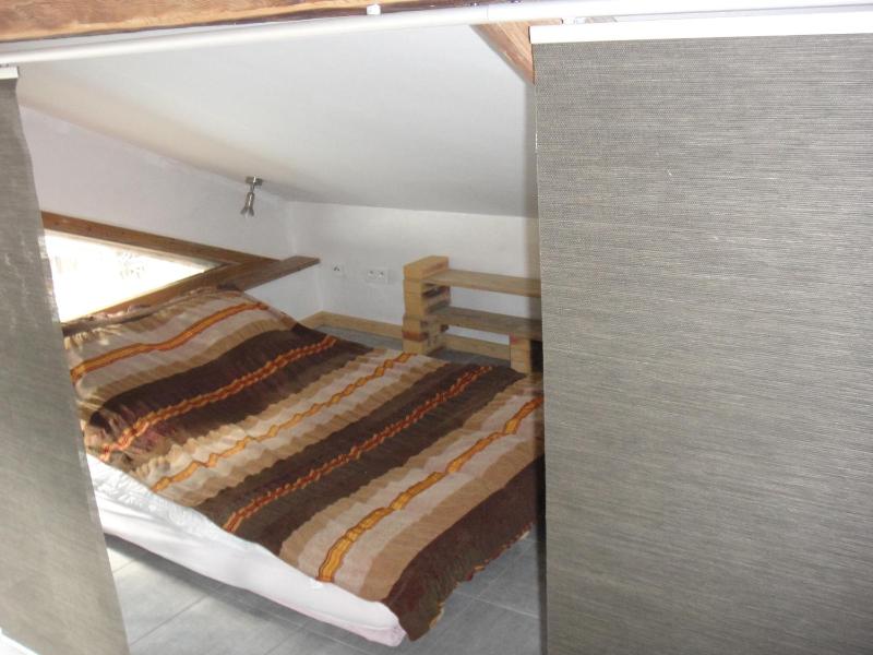 Large Two-Bedroom Apartment (6-8 Adults) image 4