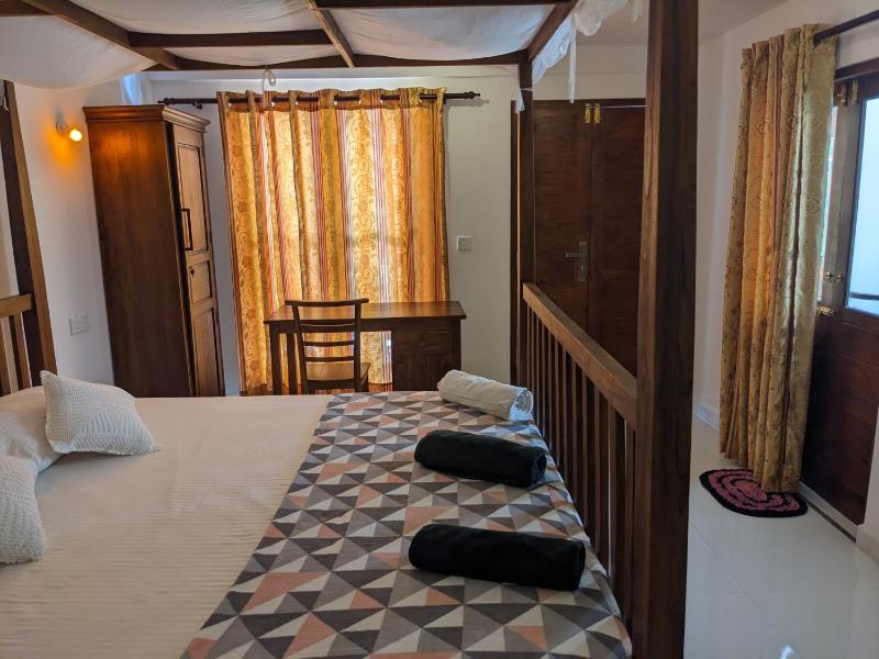 White Inn - image 3
