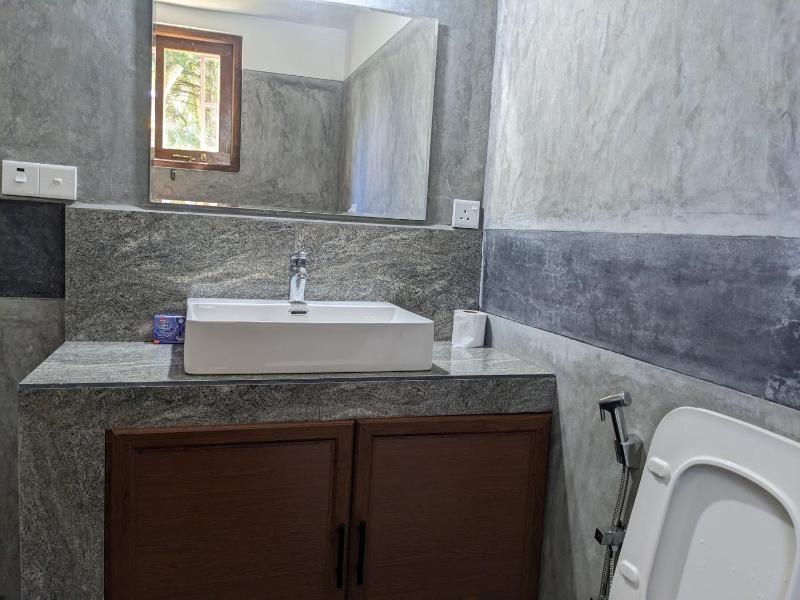 White Inn - image 2