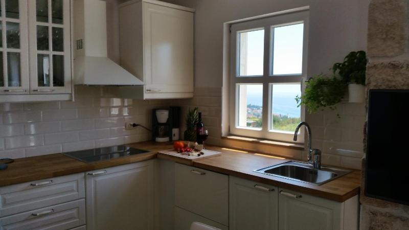 Apartments Lolita - image 9