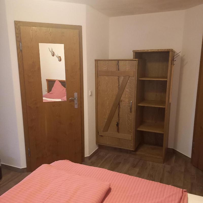 Budget Double Room image 4