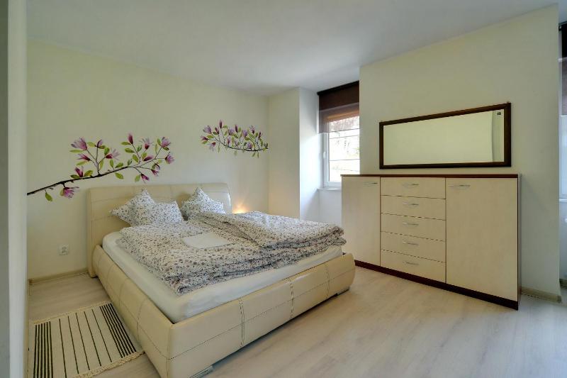 Villa Avangarda - image 25