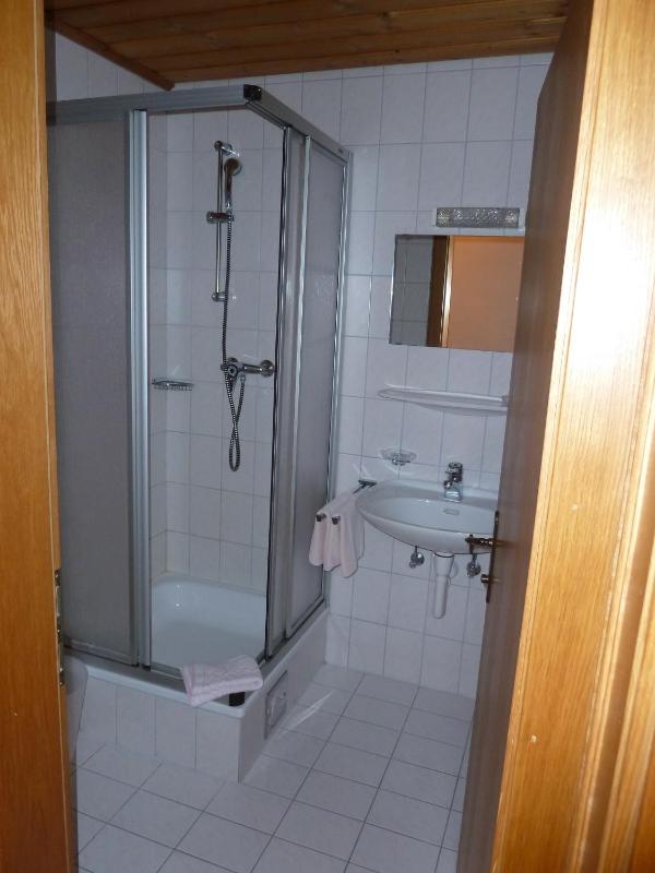 Double Room with Balcony image 3