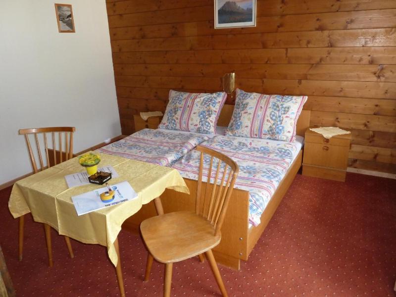 Single Room image 4
