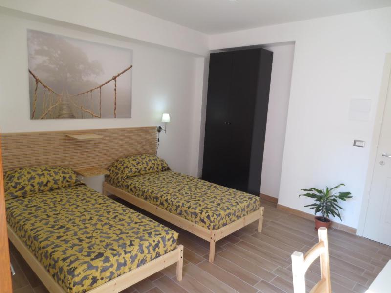 Vergilia - image 3