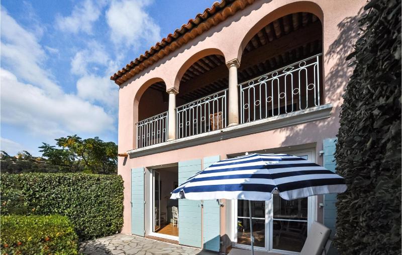 3 Bedroom Beautiful Home In Roquebrune-Sur-Argens - image 30