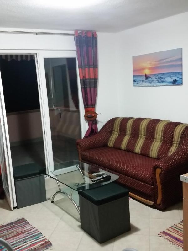 Apartment with Sea View image 3