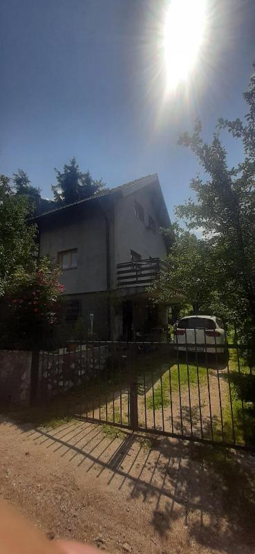 Misevici vikendica - image 1
