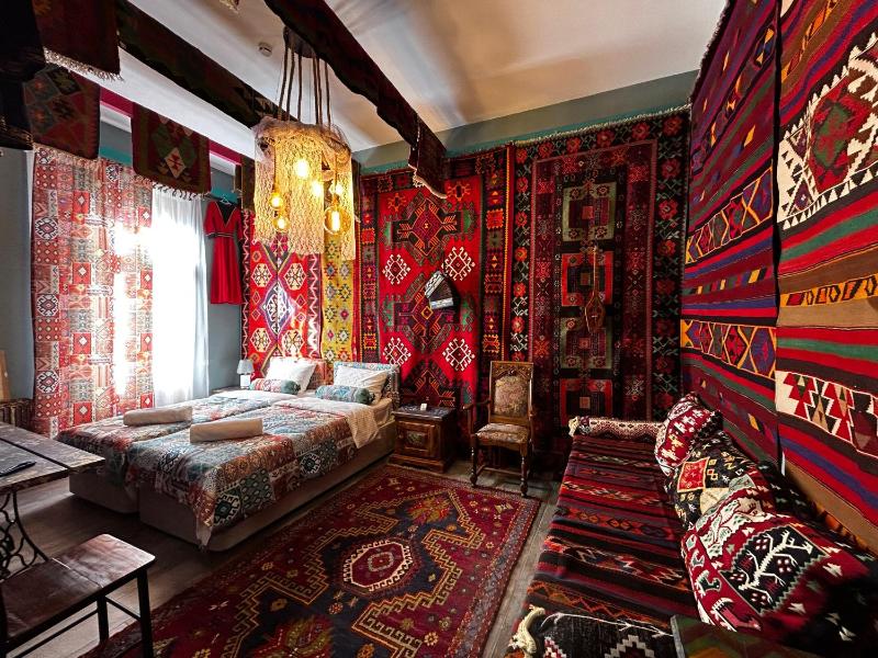 Hotel Zerta Old Tbilisi Images