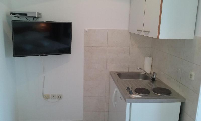 Studio Apartment image 2