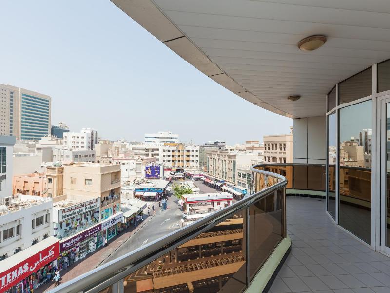 Standard Deluxe Room image 2