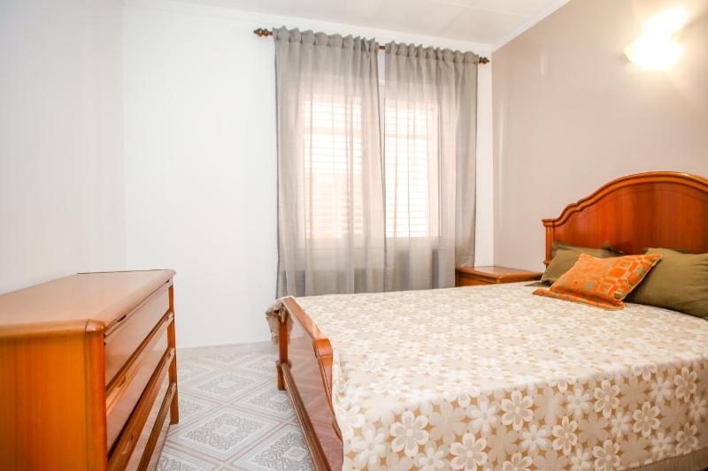 Central Lloret de Mar Apartment Modern Comfort City Views - image 4