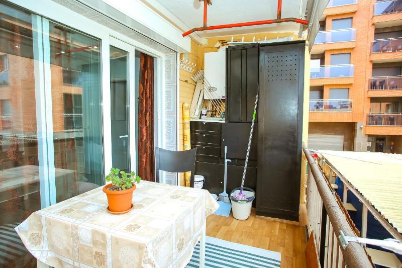 Central Lloret de Mar Apartment Modern Comfort City Views - image 13