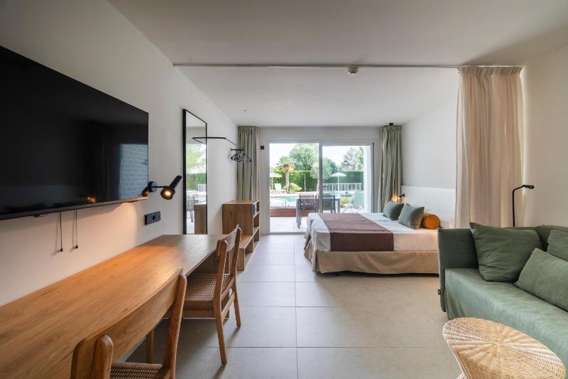 Cabot Las Velas Apartments - image 42