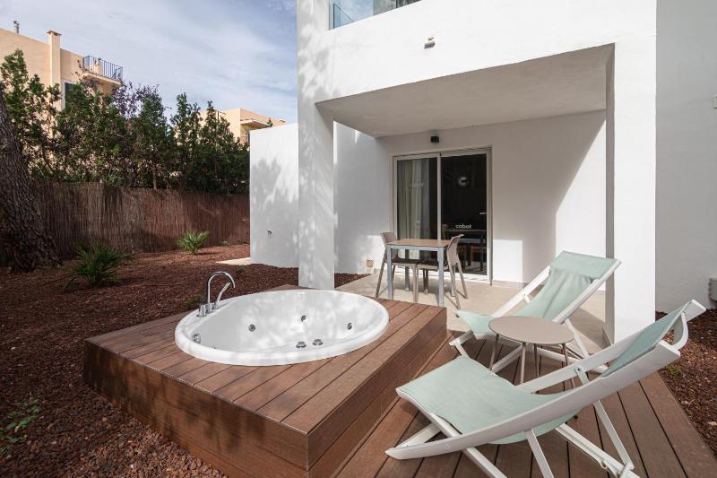 Premium Apartment image 2