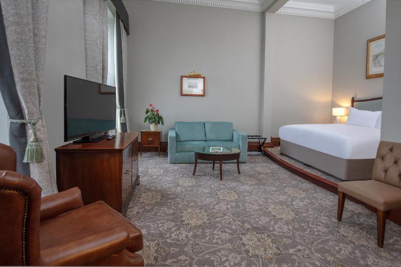  Junior Suite image 3