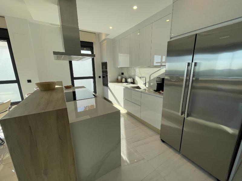 Luxury Sea View Penthouse by United Renters - image 18