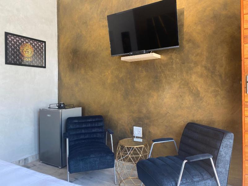 Suite Boutique Lodge - image 2