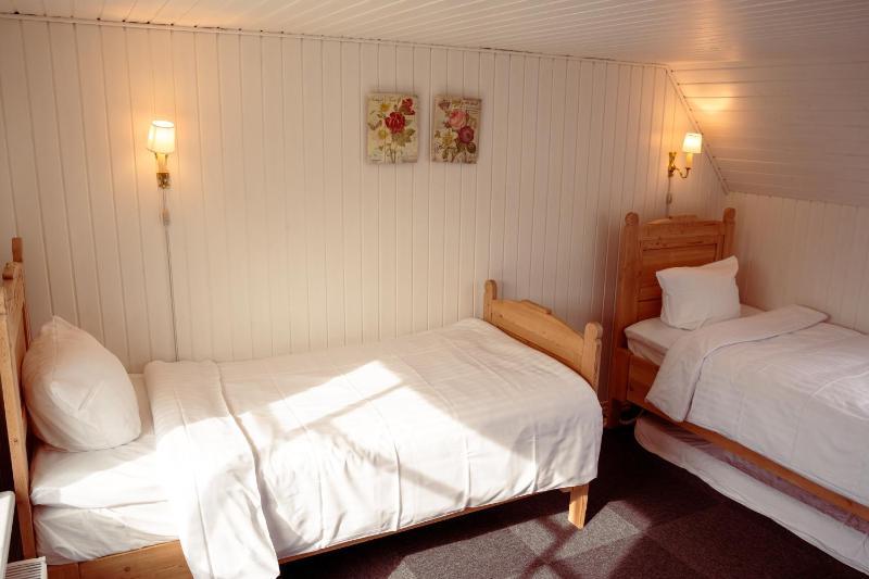 Quadruple Room image 4