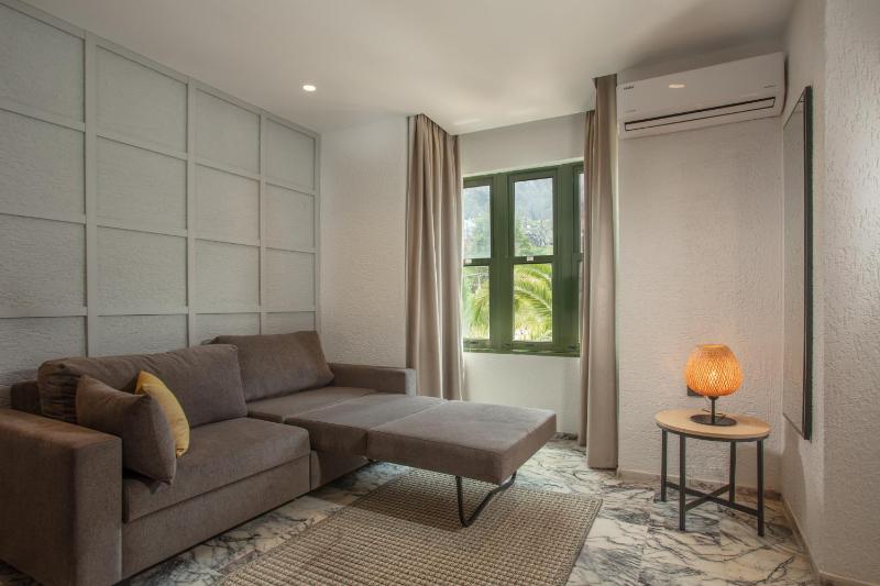 Superior Apartment image 4